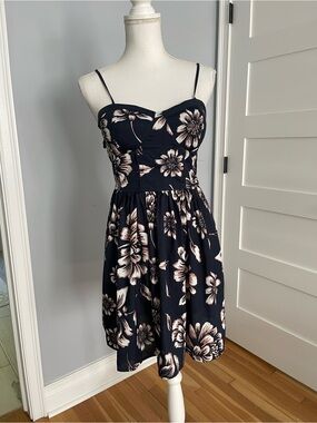 Band of Gypsies Floral Navy Spaghetti-Strap Summer Dress M